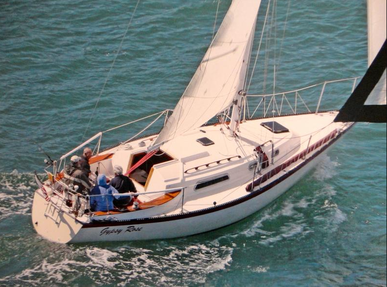 Pearson 32 sloop